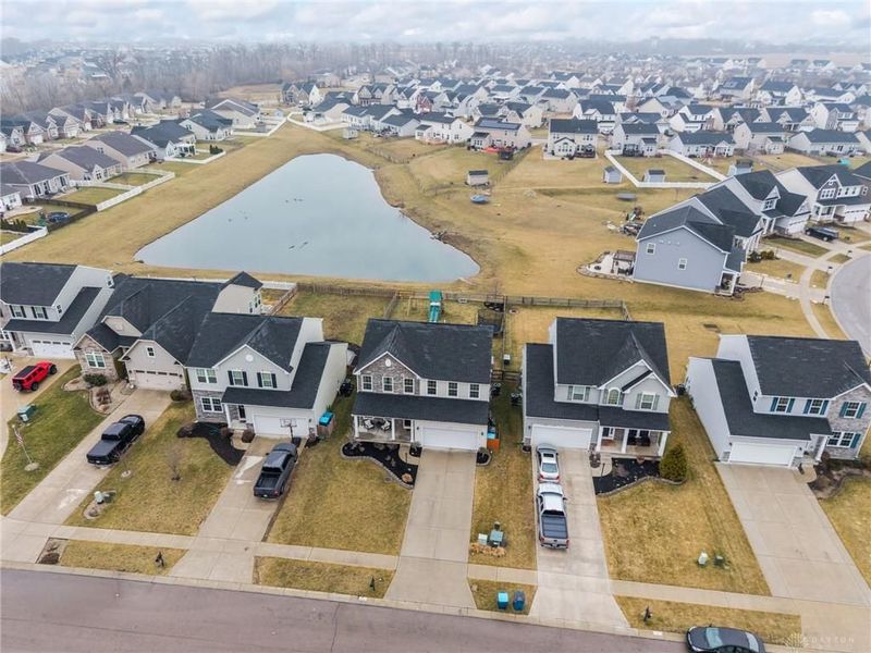 6294 Willow Oak Drive, Tipp City, OH 45371 Photo 3