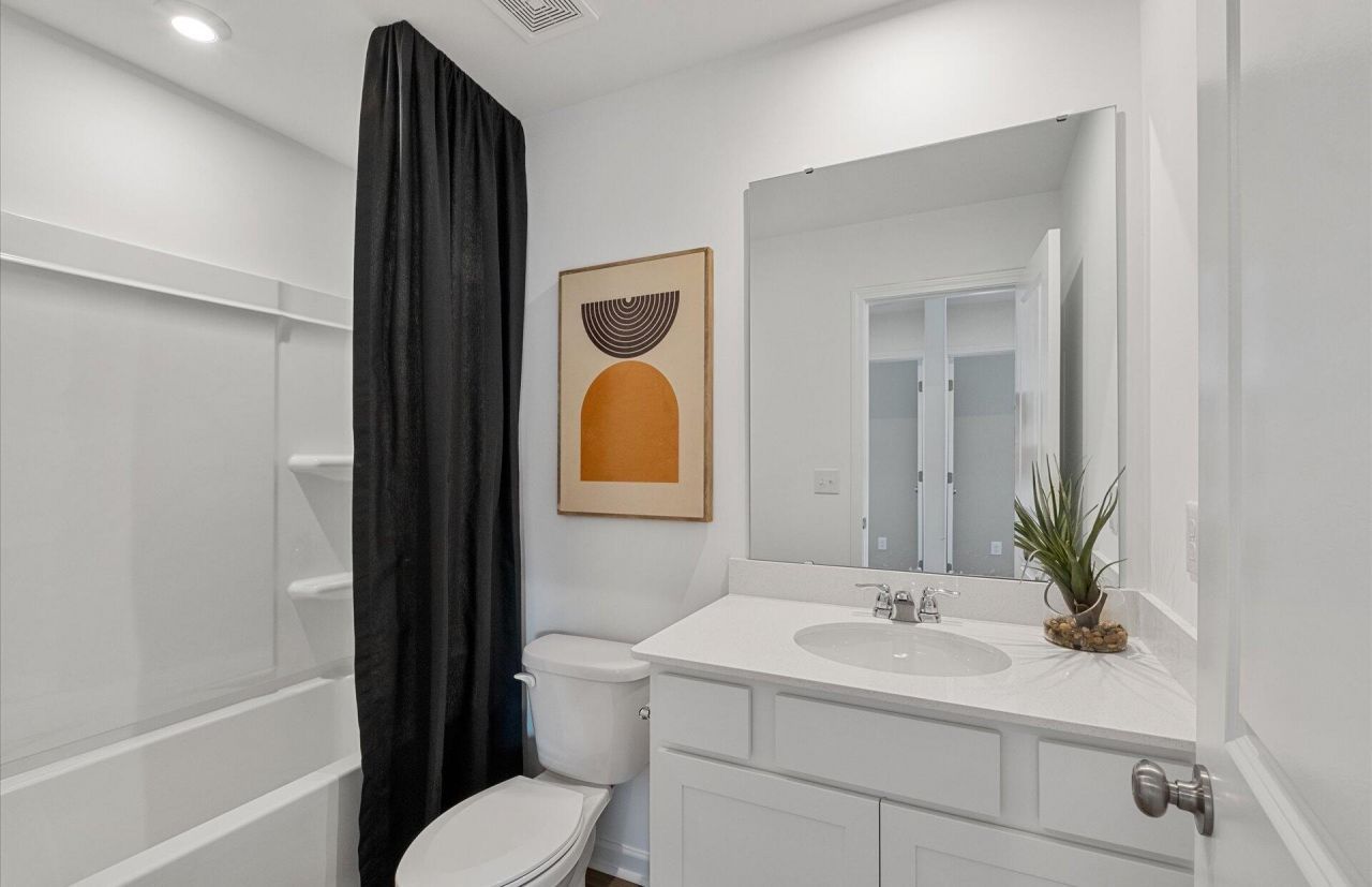 887 Meadowbrook Lane Photo 11