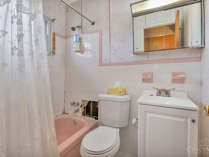 9369 Ranchill Drive, Cincinnati, OH 45231 Photo 22