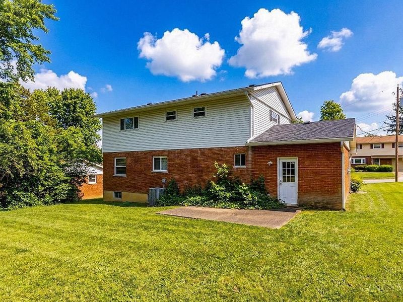 9369 Ranchill Drive, Cincinnati, OH 45231 Photo 34