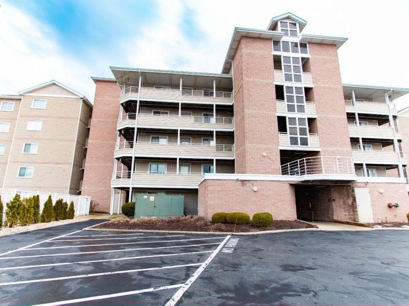 30 Marina Point Dr., Sandusky, OH 44870 Photo 2