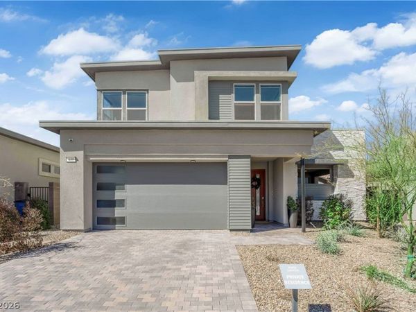 449 Crown Mesa Avenue , Las Vegas, NV 89138