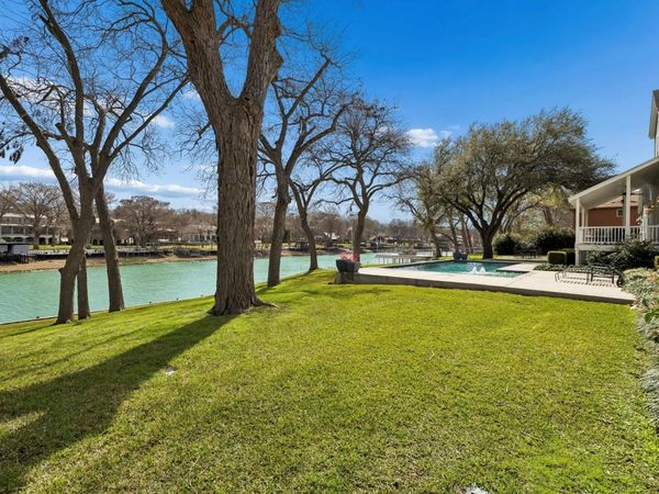 2319 Terminal Loop RD, McQueeney, TX 78123