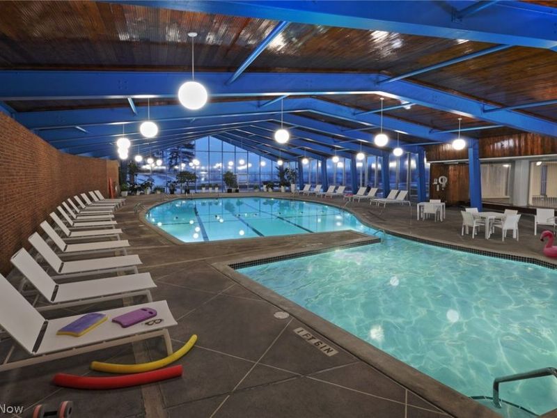 12700 Lake Avenue, Lakewood, OH 44107 Photo 16