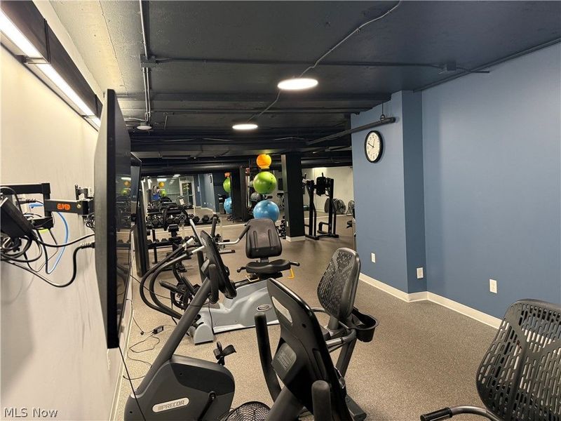 12700 Lake Avenue, Lakewood, OH 44107 Photo 24