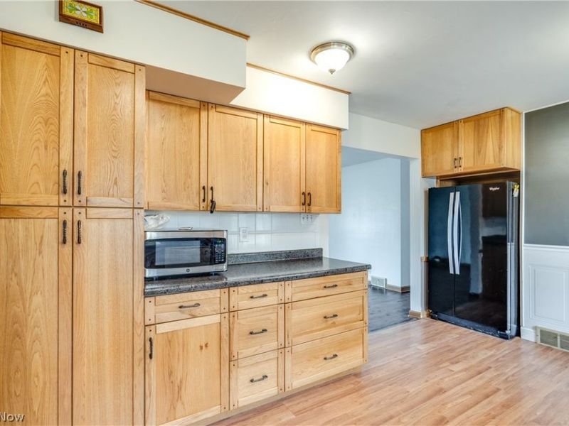 1306 N Plainview Drive , Copley, OH 44321 Photo 6