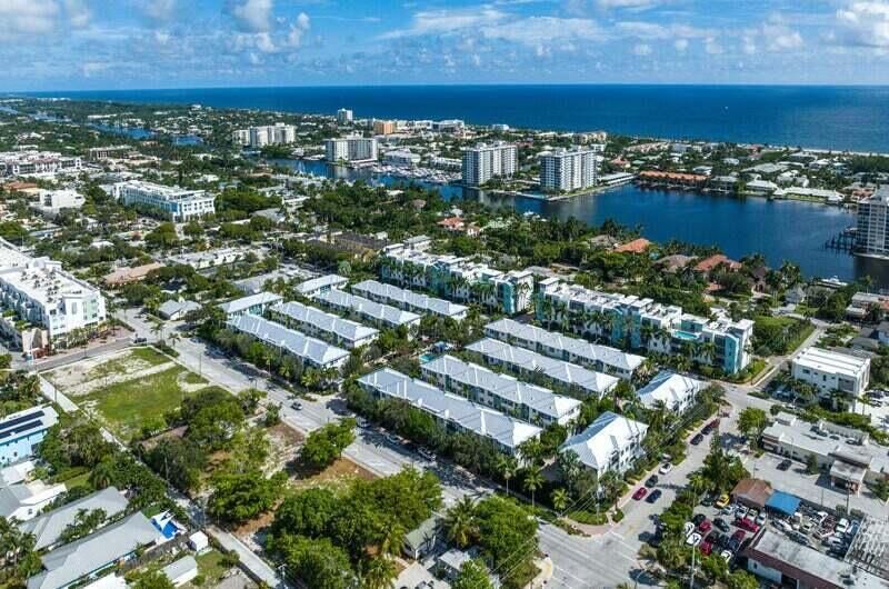 329 W Mallory Circle, Delray Beach, FL 33483 Photo