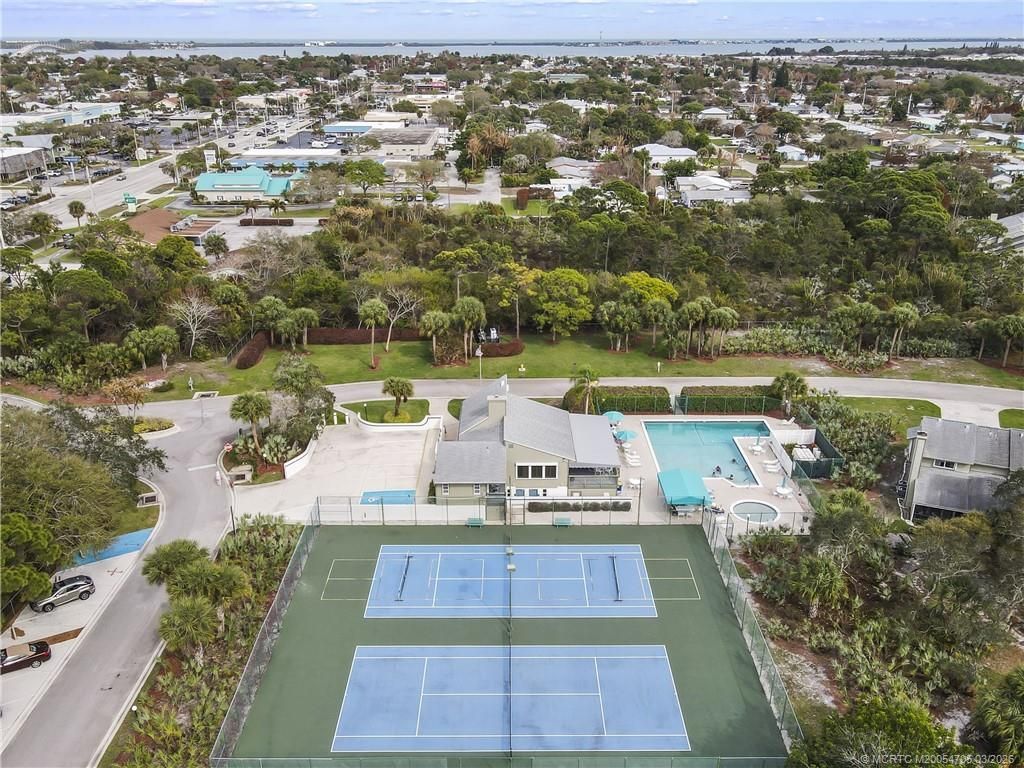 3273 NE Holly Creek Drive, Jensen Beach, FL 34957 Photo