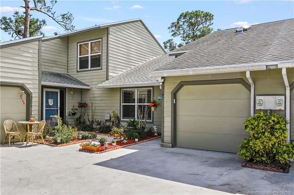 3273 NE Holly Creek Drive, Jensen Beach, FL 34957 Photo
