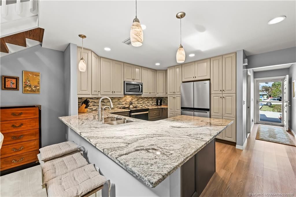 3273 NE Holly Creek Drive, Jensen Beach, FL 34957 Photo