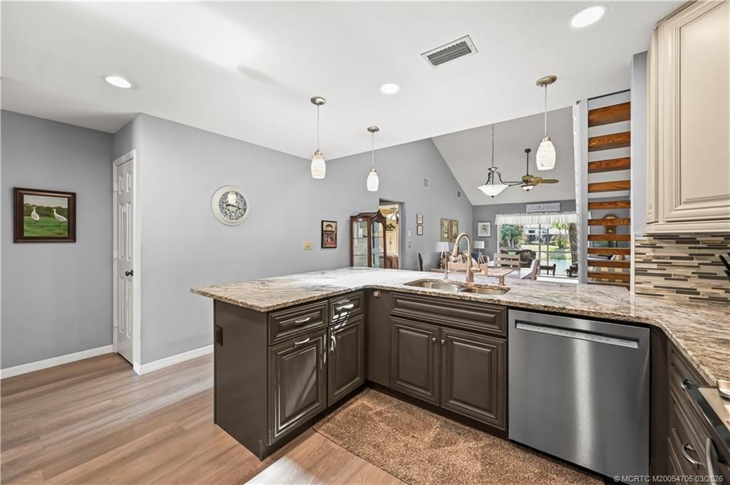 3273 NE Holly Creek Drive, Jensen Beach, FL 34957 Photo