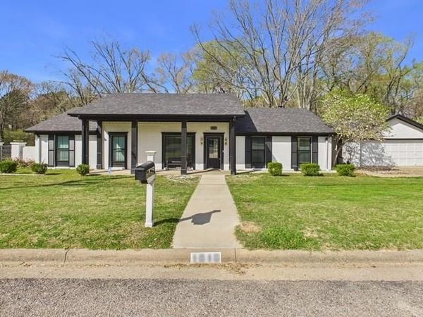 1010 Bel Air Drive , Athens, TX 75751