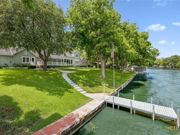 2319 Terminal Loop Road, McQueeney, TX 78123