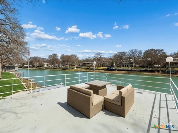 2319 Terminal Loop Road , McQueeney, TX 78123