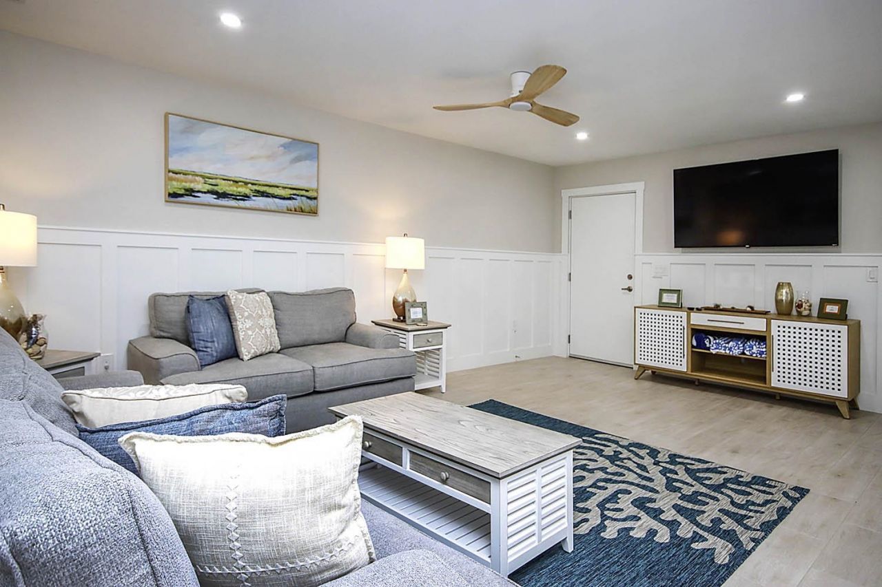 827 E Gulf Dr, Unit D3, Sanibel, FL 33957 Photo