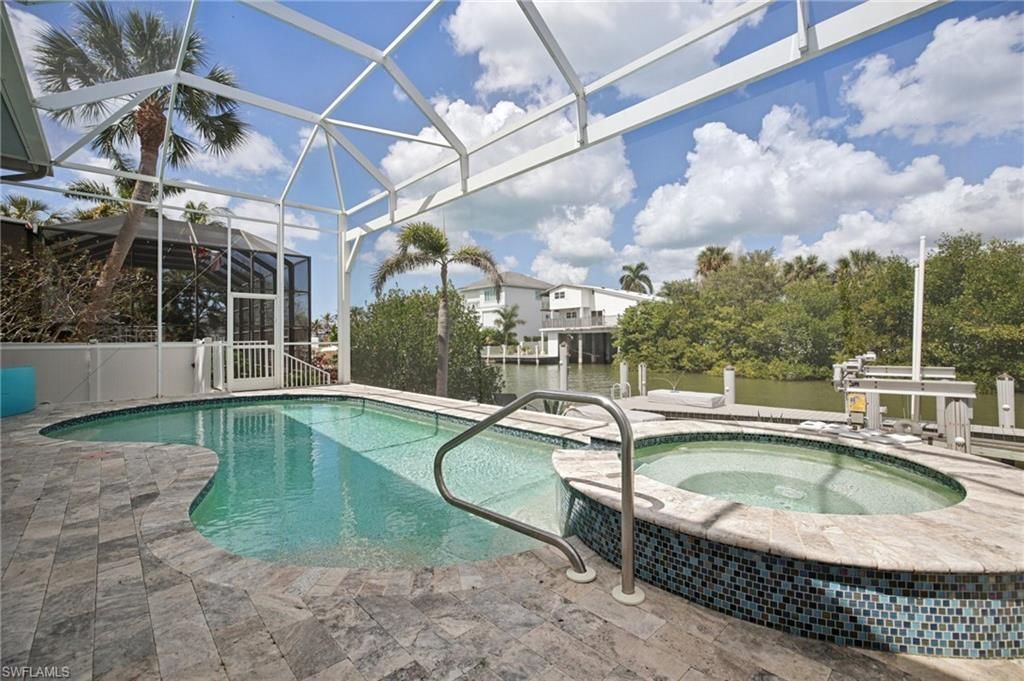 451 Oak Ave, Naples, FL 34108 Photo