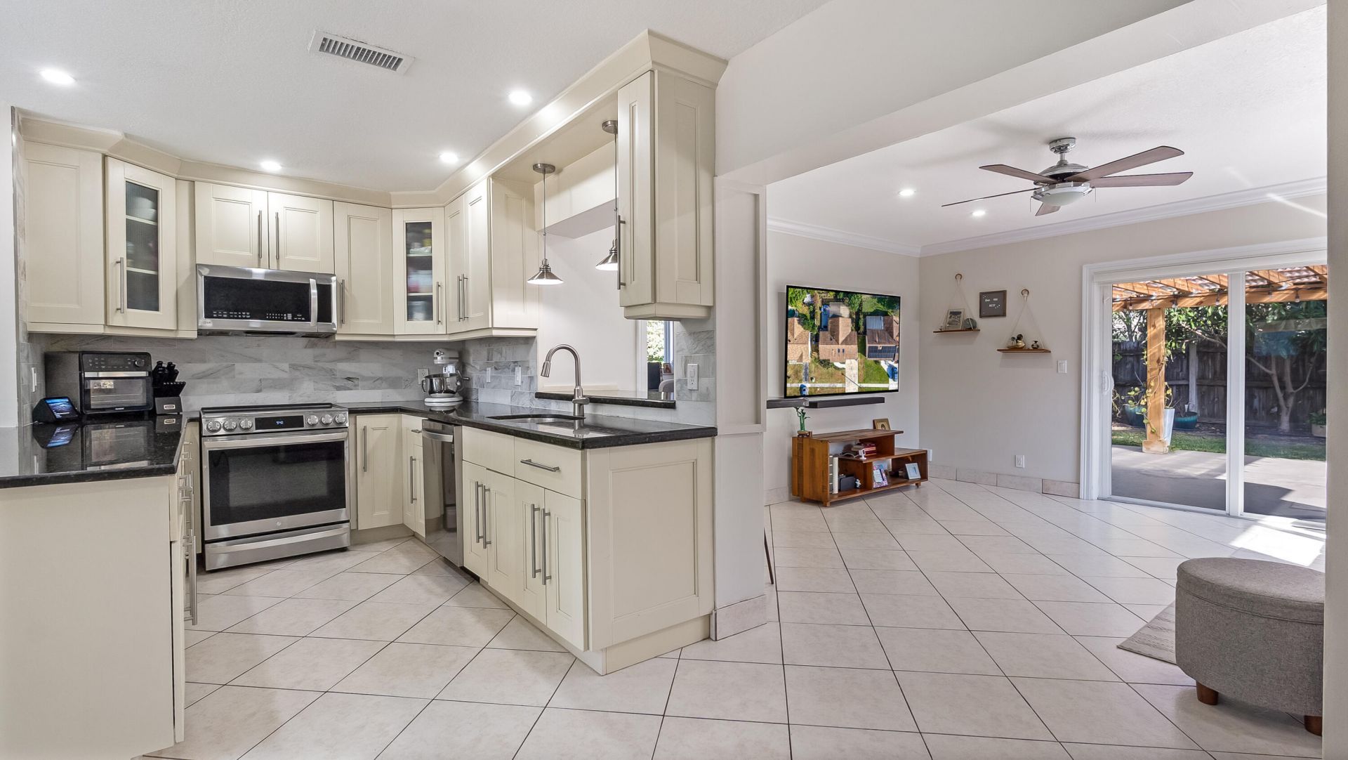 9249 Affirmed Lane, Boca Raton, FL 33496 Photo