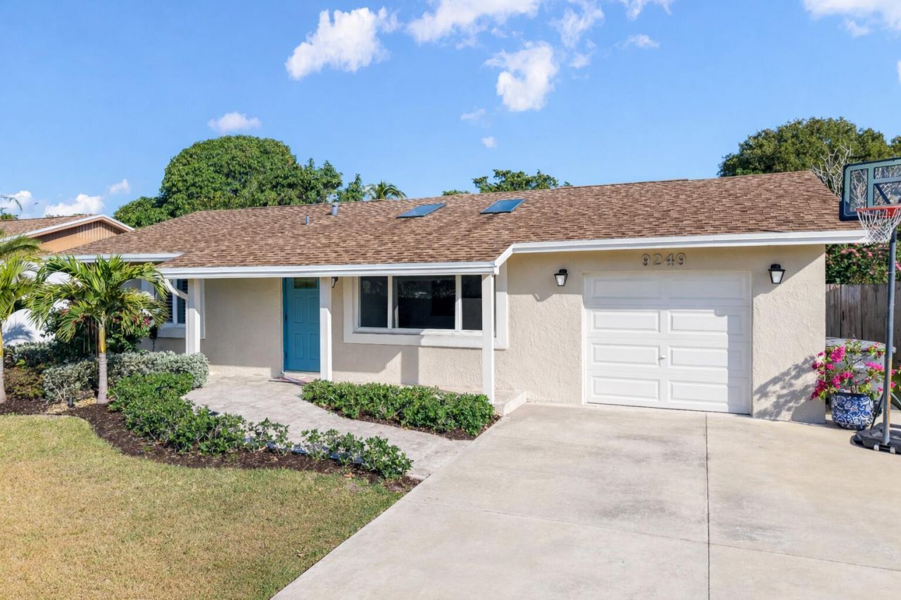 9249 Affirmed Lane, Boca Raton, FL 33496 Photo