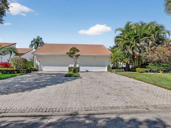 19480 Sawgrass Dr, Unit 1703, Boca Raton, FL 33434