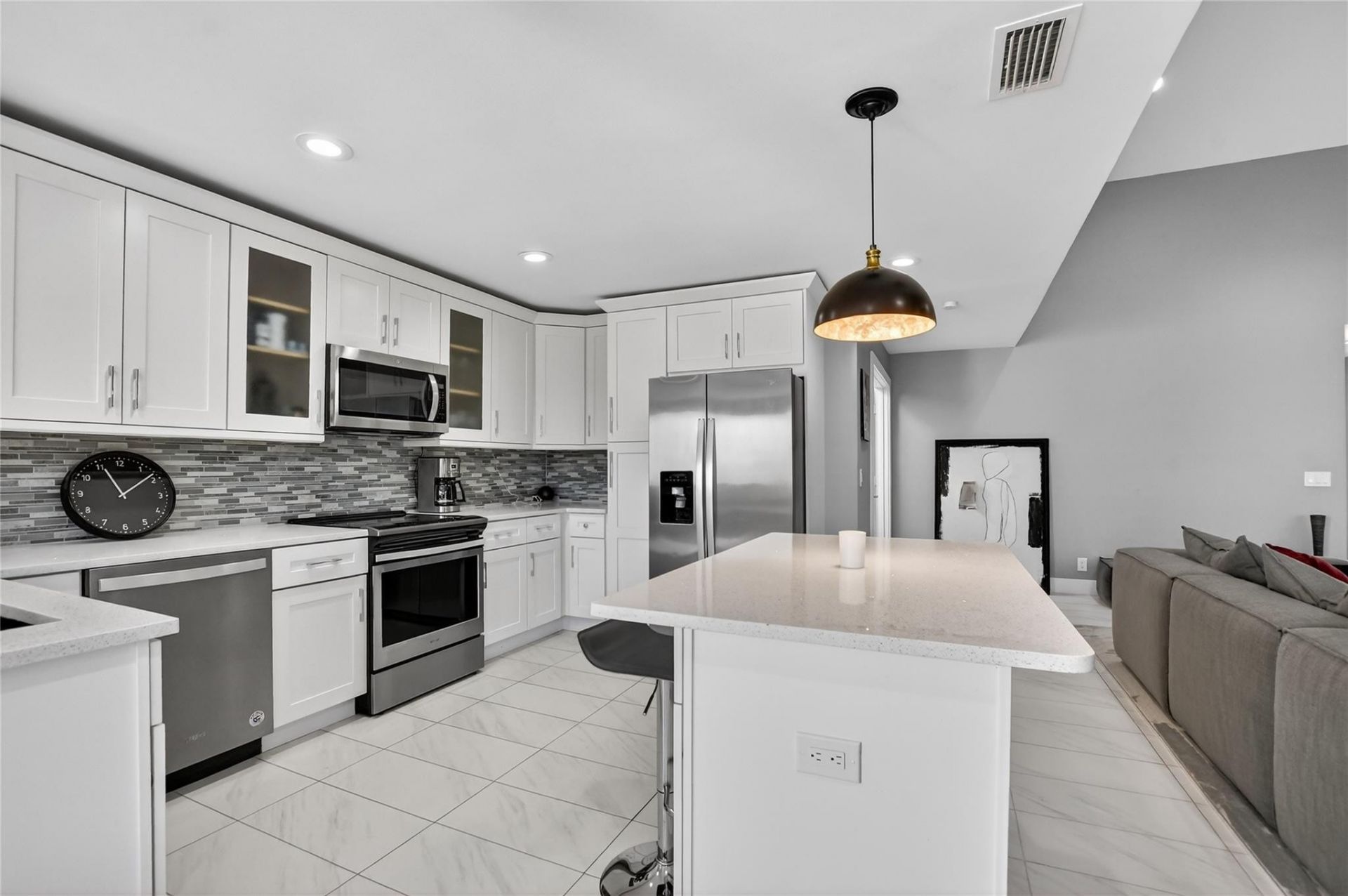 19480 Sawgrass Dr, Unit 1703, Boca Raton, FL 33434 Photo