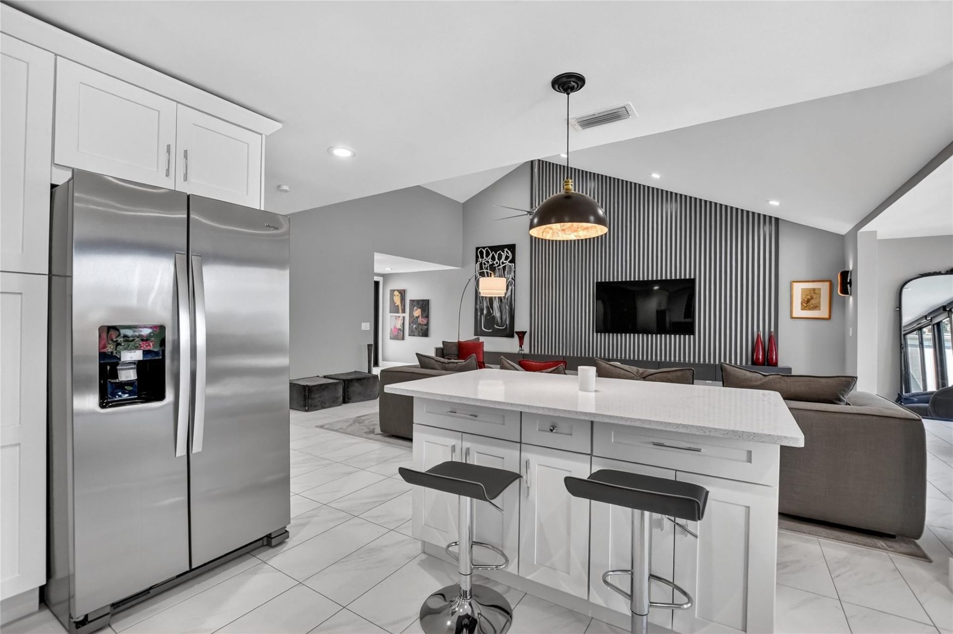 19480 Sawgrass Dr, Unit 1703, Boca Raton, FL 33434 Photo