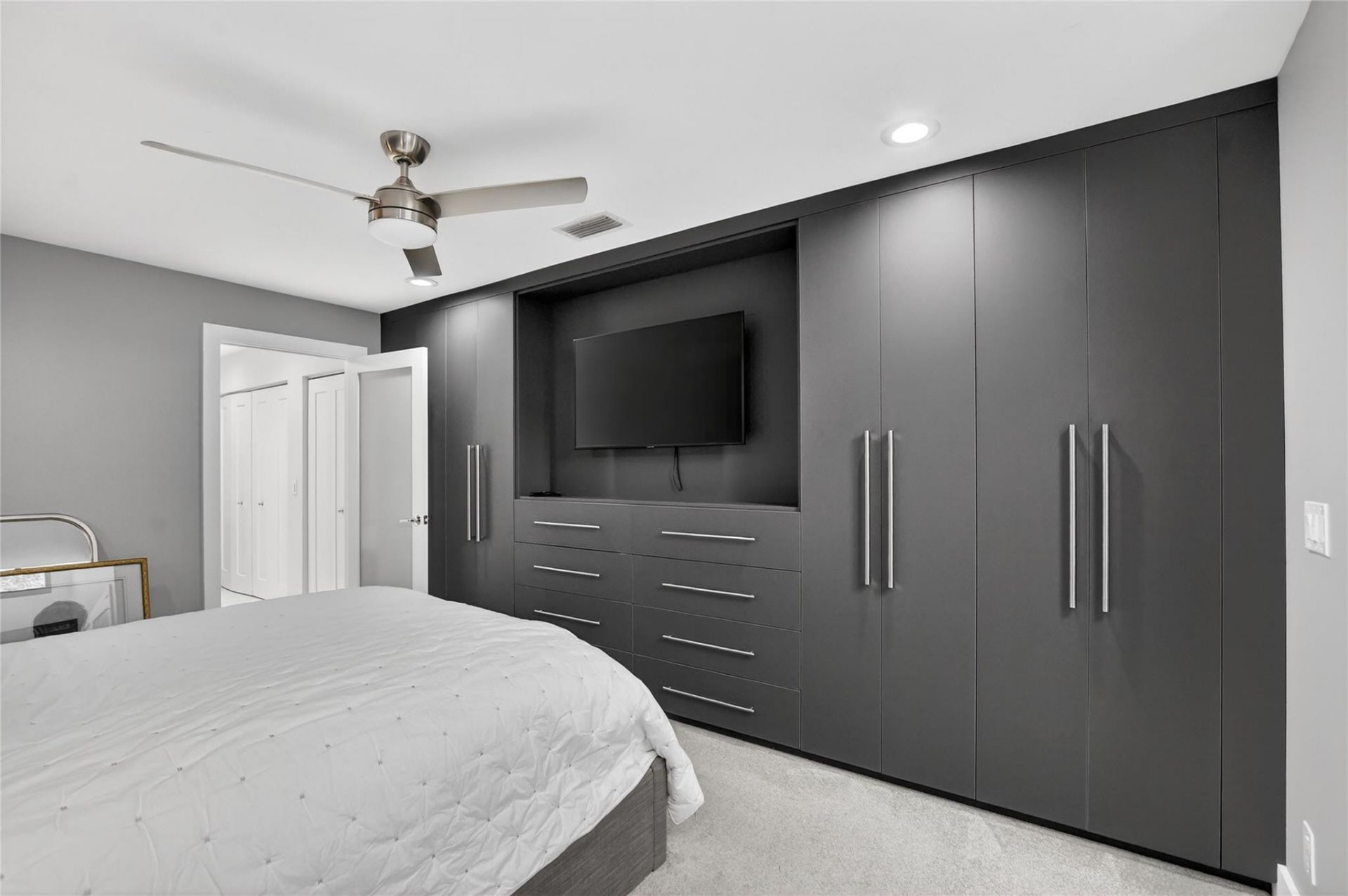 19480 Sawgrass Dr, Unit 1703, Boca Raton, FL 33434 Photo