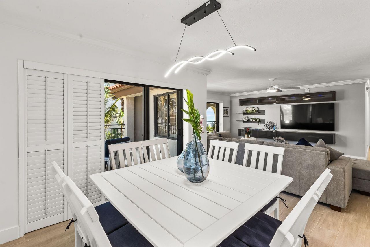 1001 W Ocean Drive, Unit 1-201, Key Colony, FL 33051 Photo