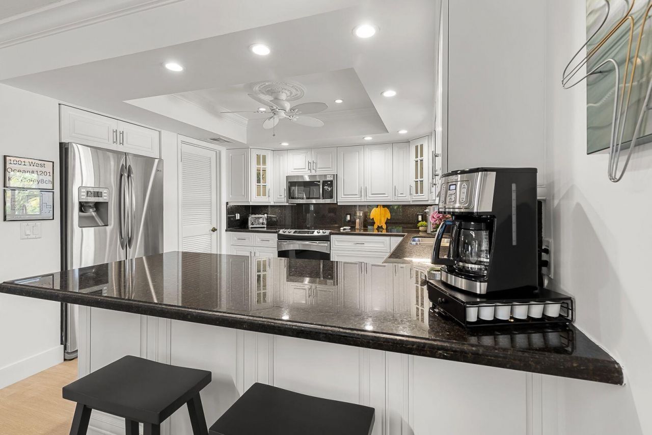 1001 W Ocean Drive, Unit 1-201, Key Colony, FL 33051 Photo