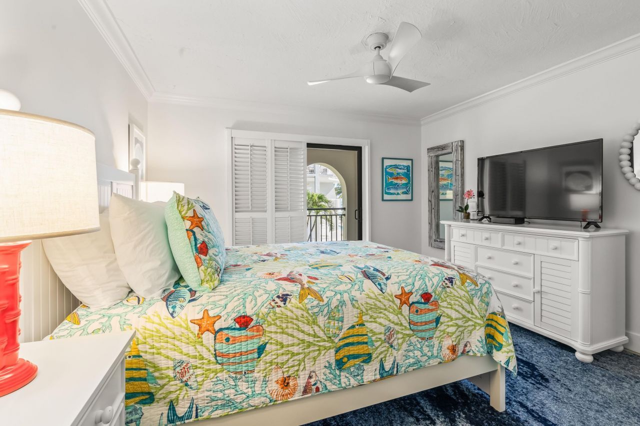 1001 W Ocean Drive, Unit 1-201, Key Colony, FL 33051 Photo