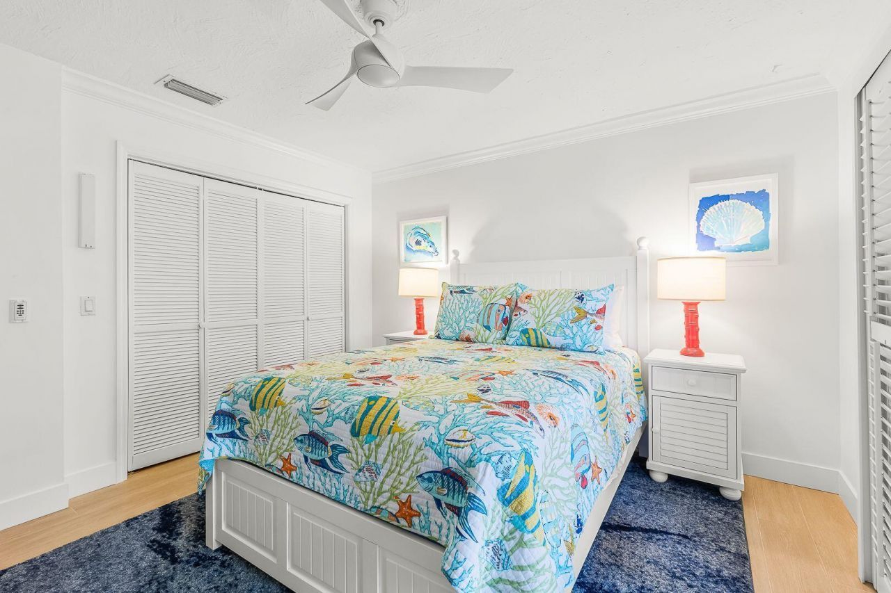 1001 W Ocean Drive, Unit 1-201, Key Colony, FL 33051 Photo