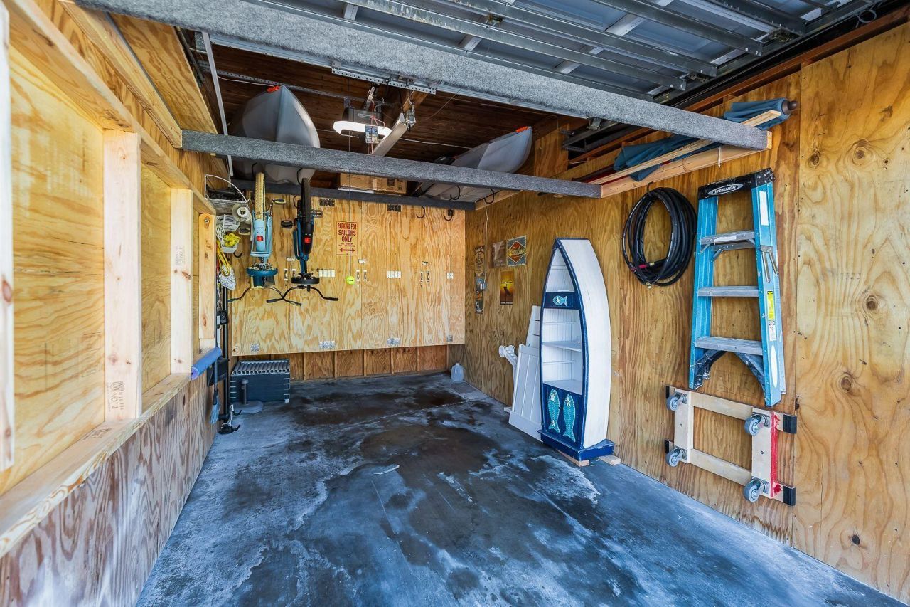 1001 W Ocean Drive, Unit 1-201, Key Colony, FL 33051 Photo