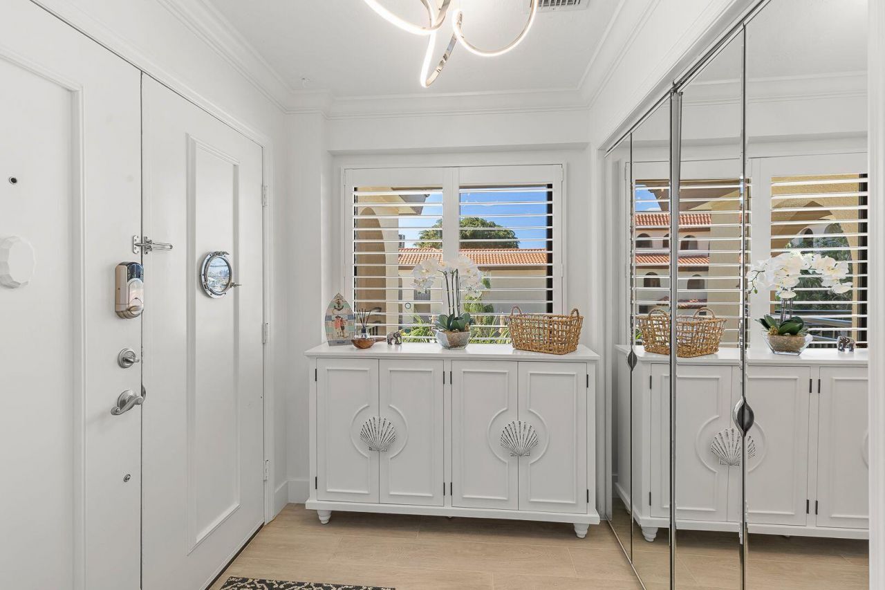 1001 W Ocean Drive, Unit 1-201, Key Colony, FL 33051 Photo