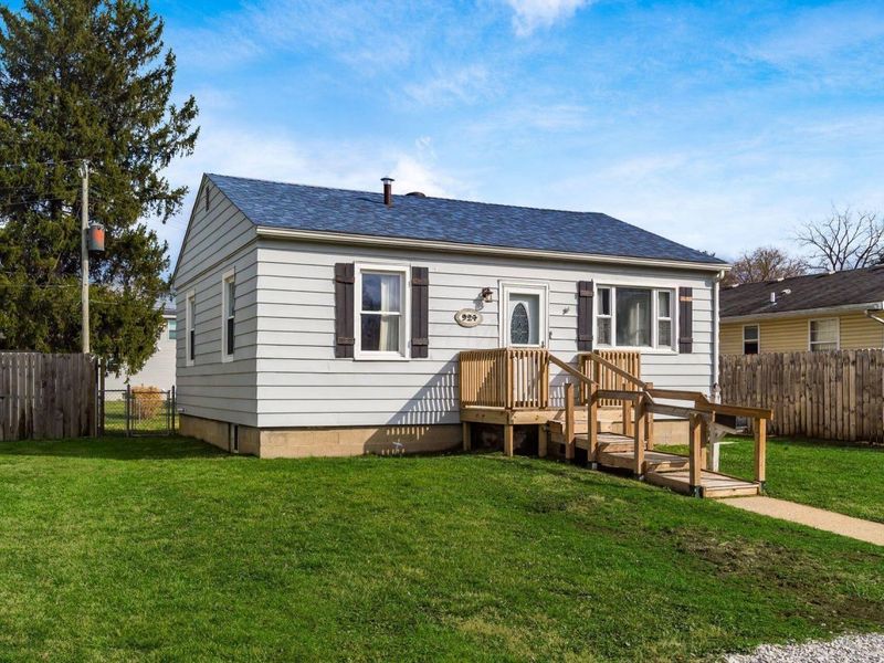 924 Woodland Avenue, Lancaster, OH 43130 Photo 1