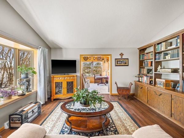 370 Pike Court, Winsted, MN 55395