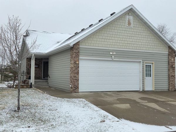 370 Pike Court, Winsted, MN 55395