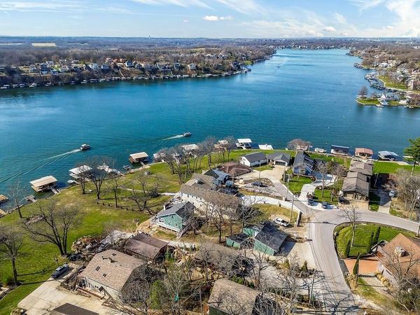 12 V Street, Lake Lotawana, MO 64086