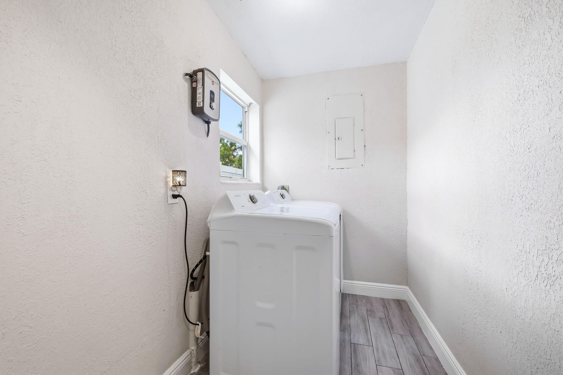 253 SW 2nd Court, Deerfield Beach, FL 33441 Photo