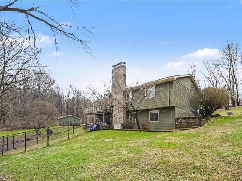 1511 Homestead Drive, East Liverpool, OH 43920 Photo 4