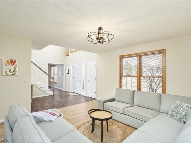 1061 Jonathan Avenue, Akron, OH 44333 Photo 13