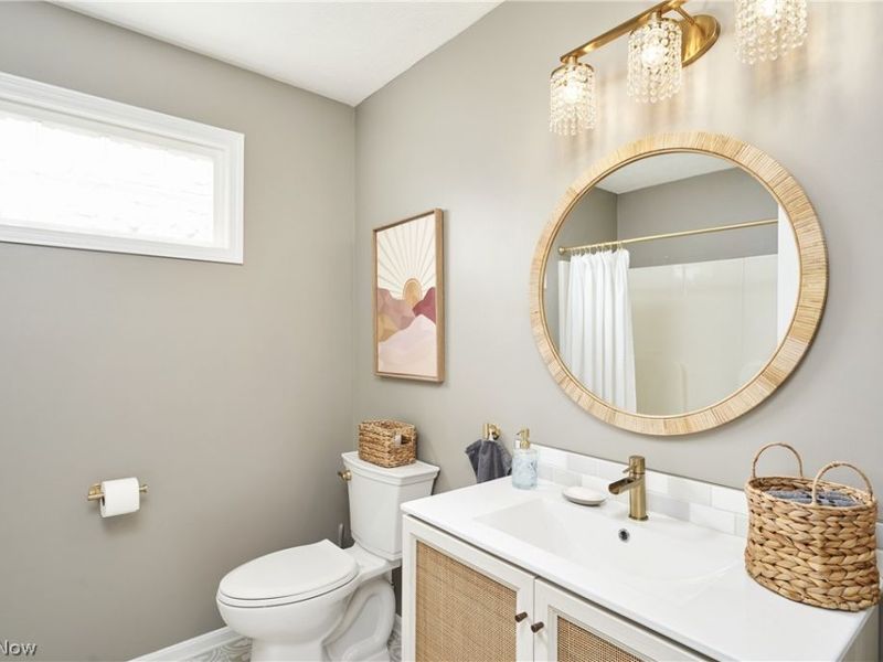 1061 Jonathan Avenue , Akron, OH 44333 Photo 14