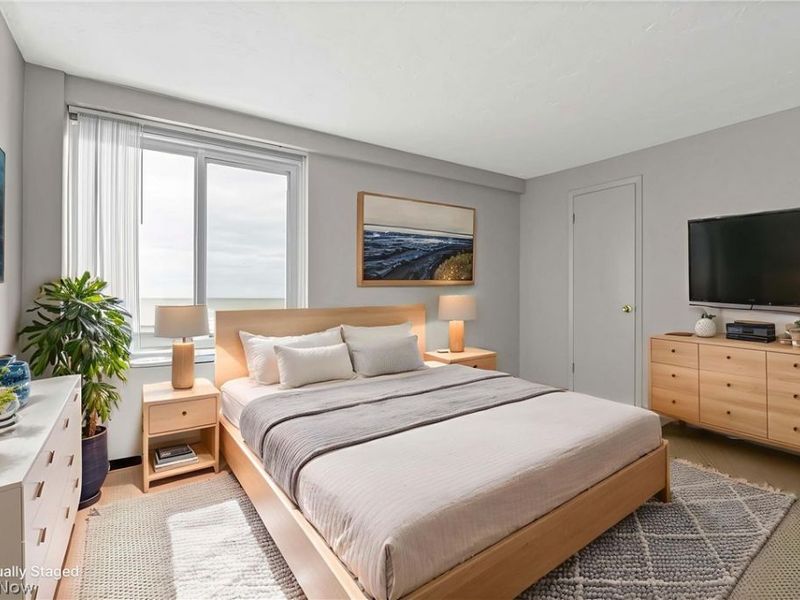 12900 Lake Avenue , Unit 201, Lakewood, OH 44107 Photo 18