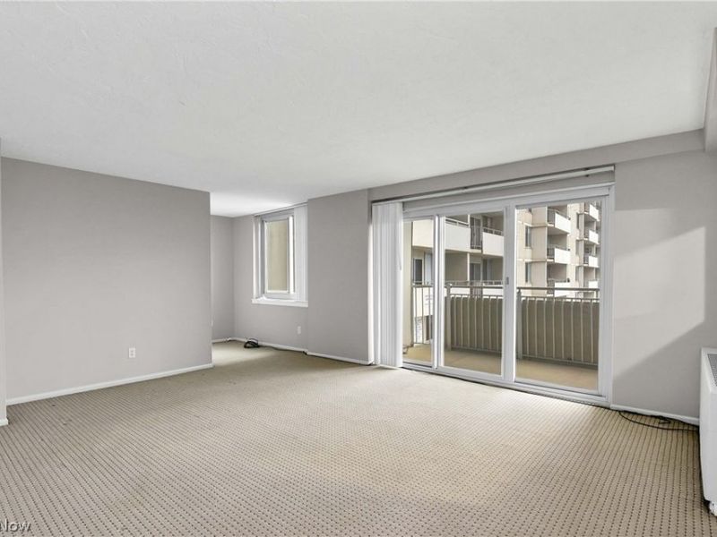 12900 Lake Avenue , Unit 201, Lakewood, OH 44107 Photo 2