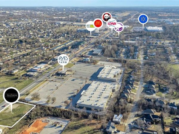 605 Walton Boulevard, Bentonville, AR 72712