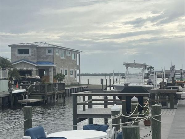 2064 Nettles Blvd , Jensen Beach, FL 34957