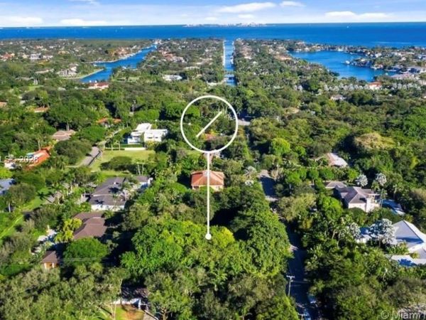 4895 SW 88th St, Unit 00, Miami, FL 33156