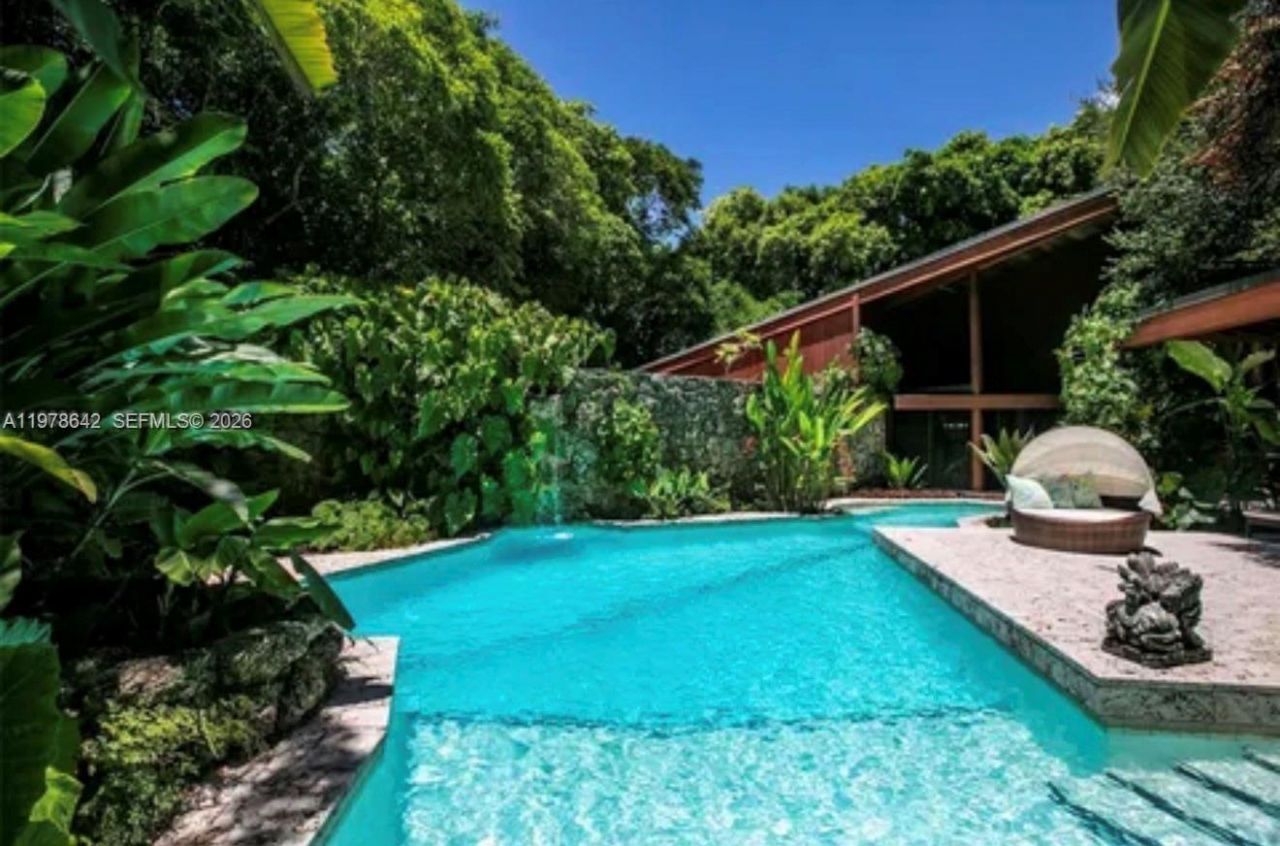 4895 SW 88th St, Unit 00, Miami, FL 33156 Photo