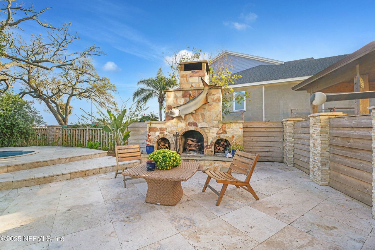 4235 Stacey Road E, Jacksonville, FL 32250 Photo