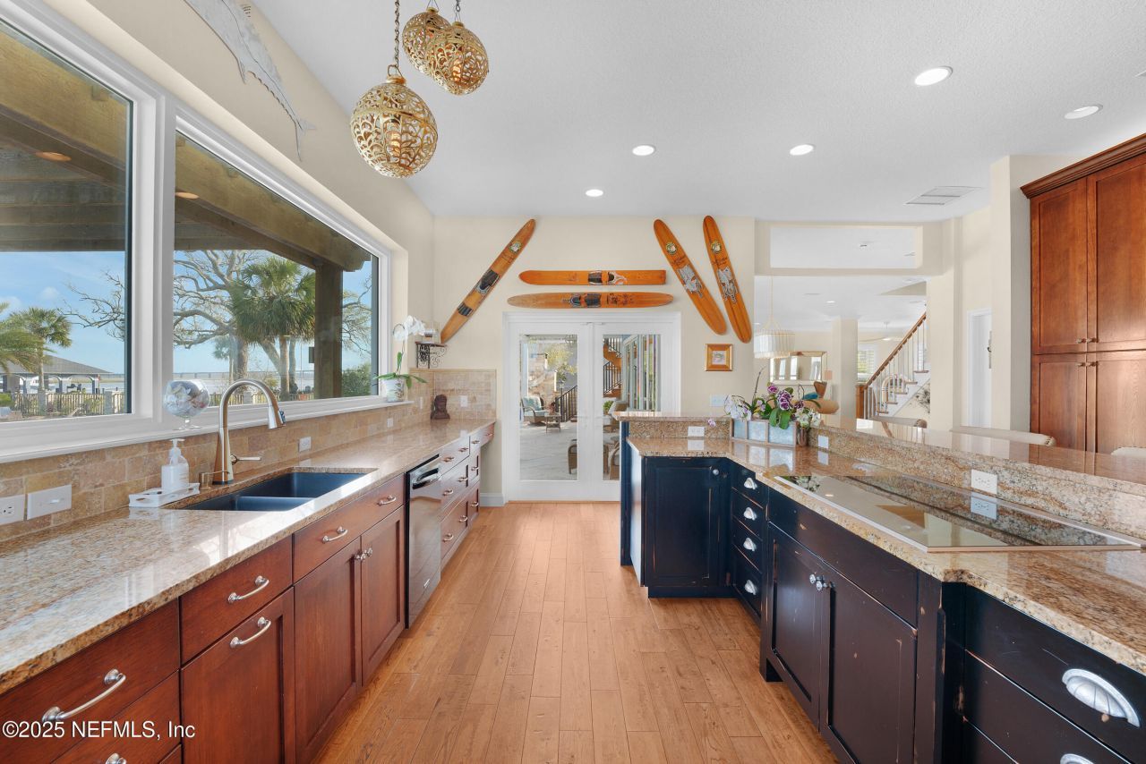 4235 Stacey Road E, Jacksonville, FL 32250 Photo