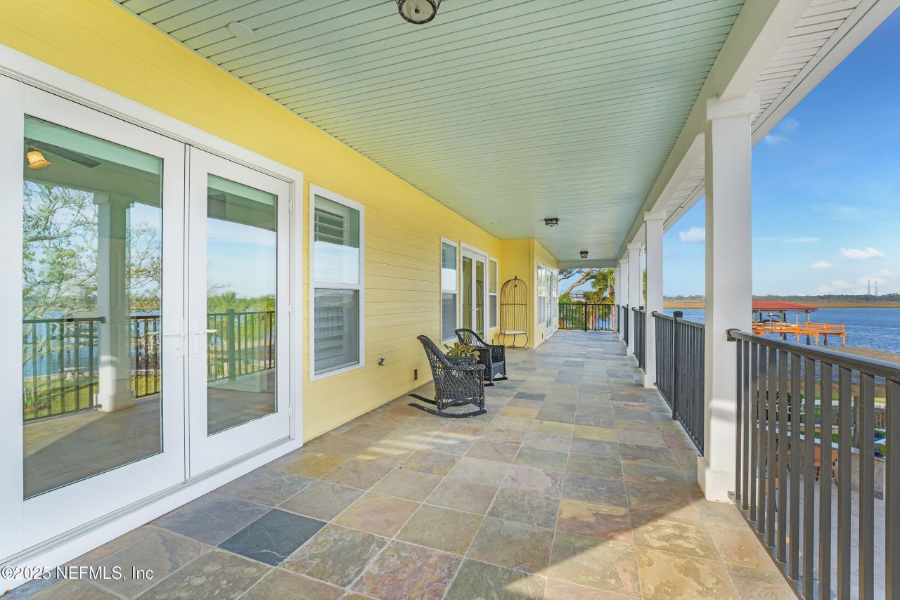 4235 Stacey Road E, Jacksonville, FL 32250 Photo