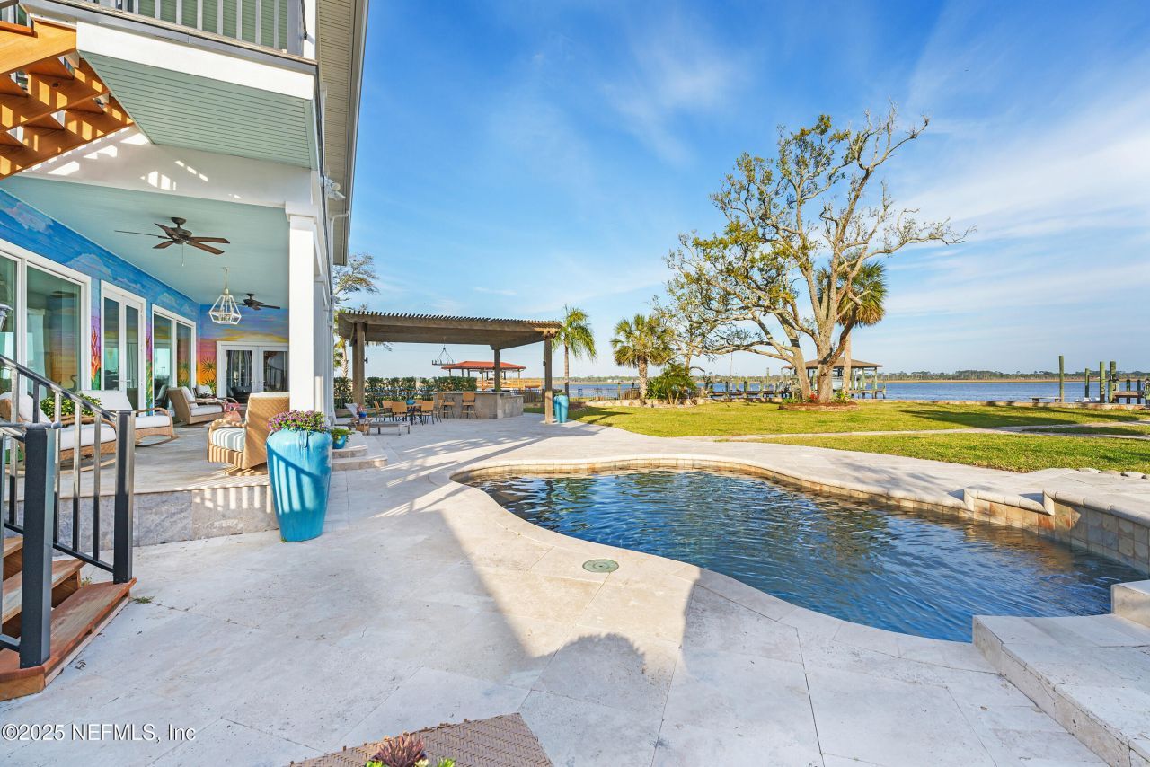 4235 Stacey Road E, Jacksonville, FL 32250 Photo